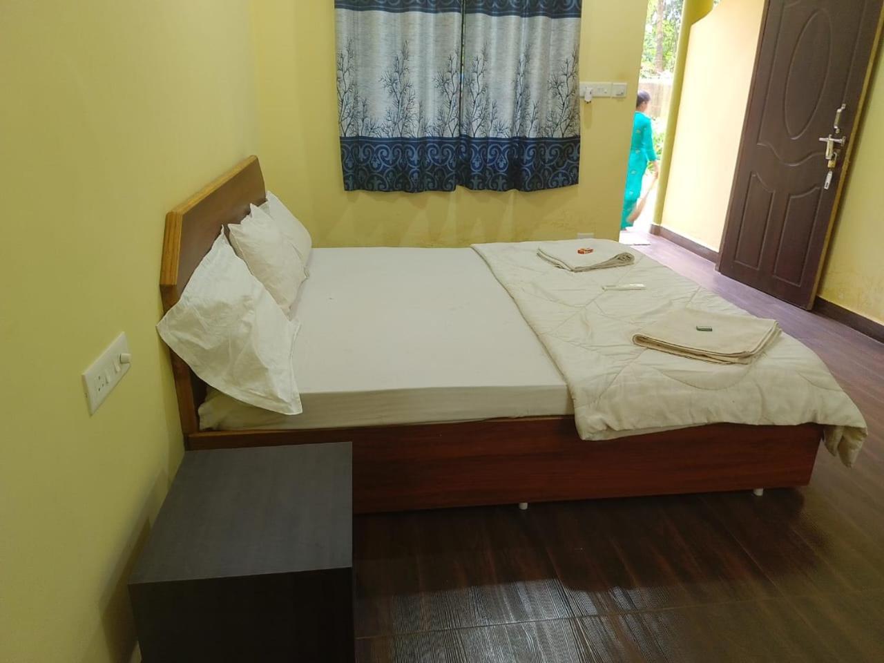 One Love Guest House Morjim Kültér fotó