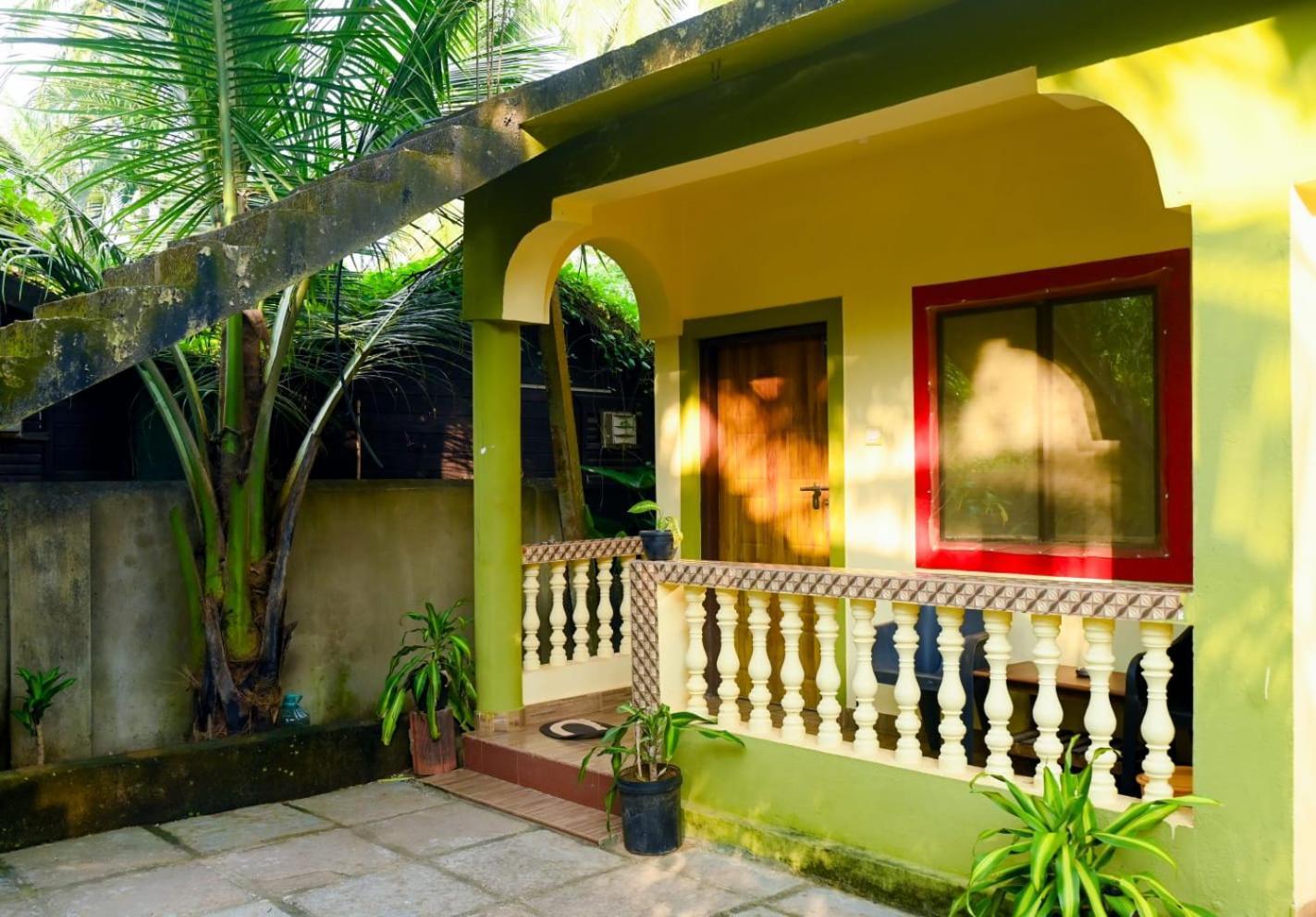 One Love Guest House Morjim Kültér fotó